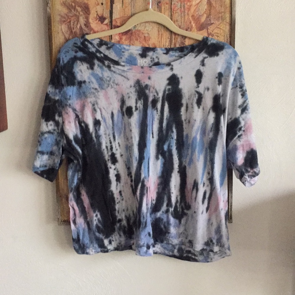 HOMETOWN HEROE 💯% COTTON TIEDYE STR CROP TOP S